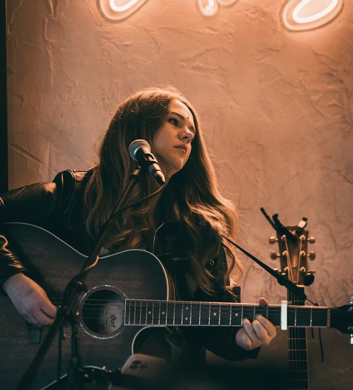 Becky Tate – Special Guest